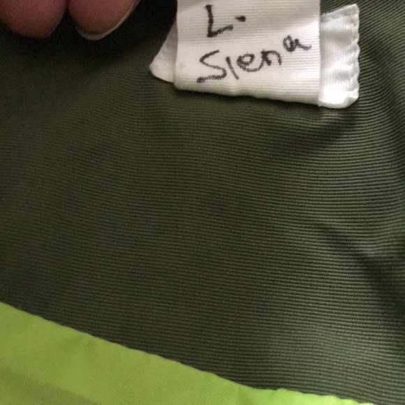 Hooded rain jacket - Picture 8 of 9